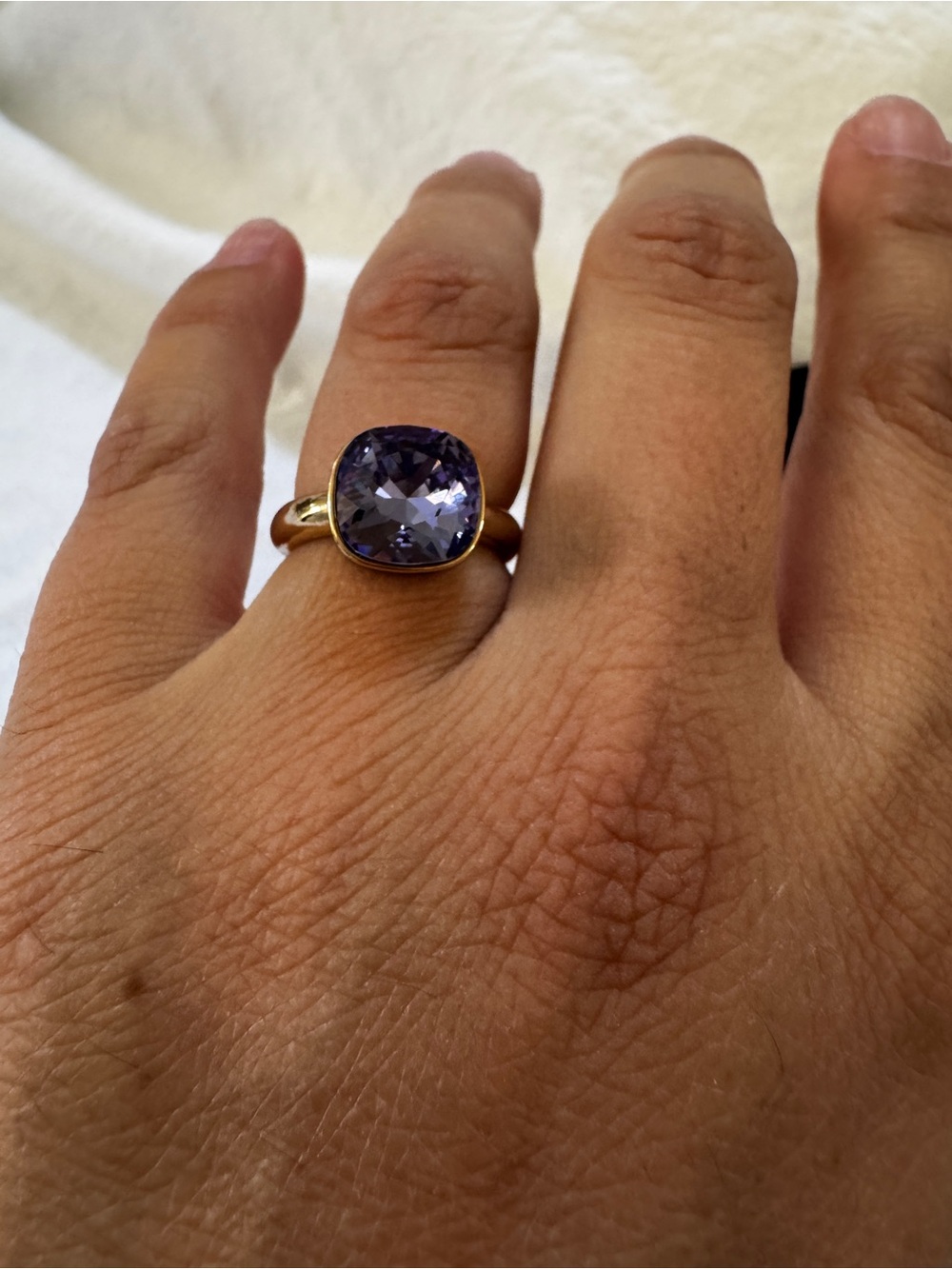 Gold Ring with Cushion-Cut Violet Crystal